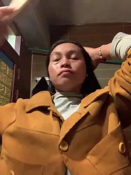 Halyy xx online show from February 2026 01:12:01 AM