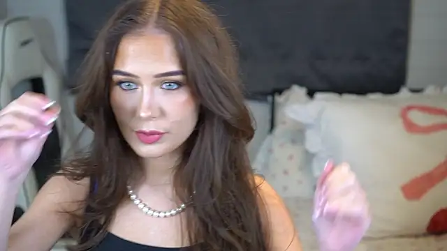 Snapshot of Peachxlush chatting on October 2025 07:09:02 PM Peachxlush online show from October 2025 07:09:02 PM