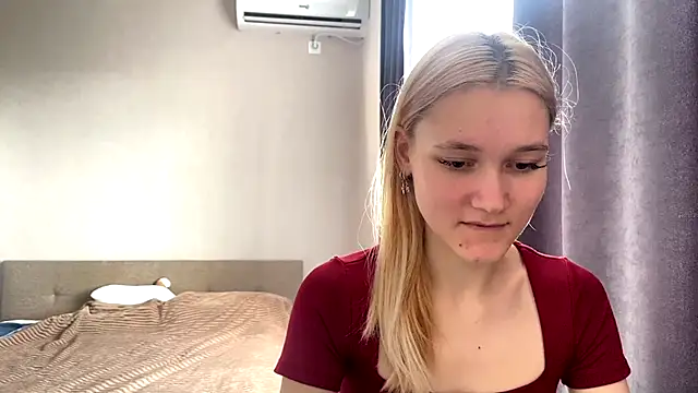 TwinedPeril online show from October 2025 07:05:02 AM