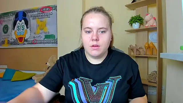 Snapshot of Liza-Mendez chatting on November 2025 06:24:02 AM Liza-Mendez online show from November 2025 06:24:02 AM