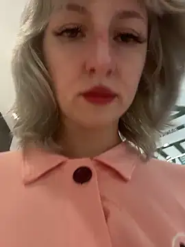 RonnieKiss online show from March 2026 12:19:01 PM