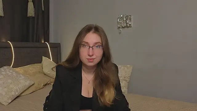 DaliaRadtke online show from September 2025 06:21:01 PM