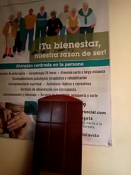 ANDREA-10  online show from December 2025 02:37:01 PM