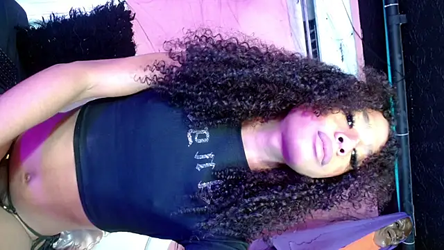  IsabellaRousse online show from October 2025 07:08:01 PM