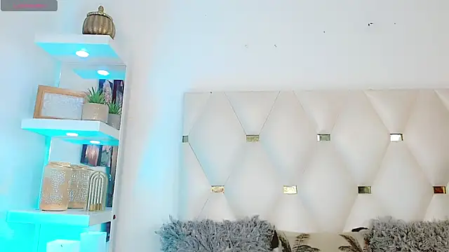  IsabellaRousse online show from February 2026 08:35:01 PM