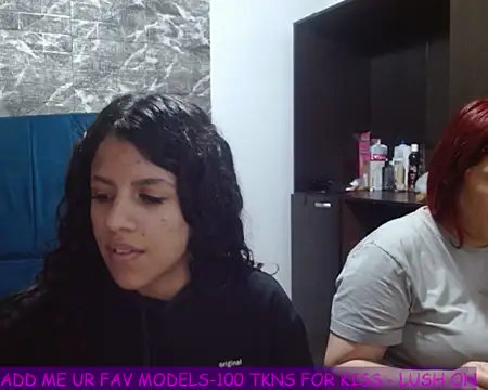 Snapshot of LITTLEKITTY19 chatting on May 2026 12:36:02 PM LITTLEKITTY19 online show from May 2026 12:36:02 PM