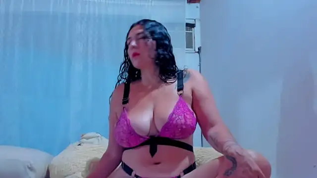 Maturealiciaray online show from October 2025 04:22:02 AM