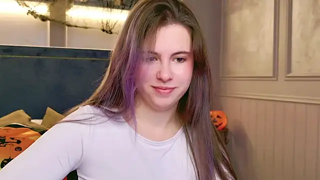 Akira Halls online show from October 2025 08:53:02 PM