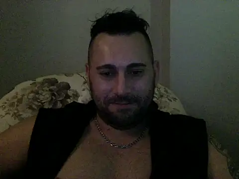 izlebeni  online show from November 2025 07:41:02 PM