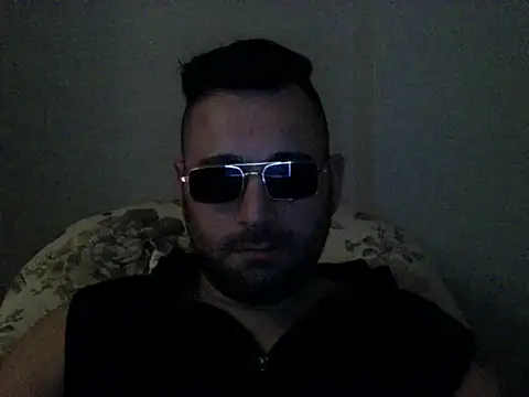 izlebeni  online show from November 2025 06:46:02 PM