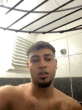 Snapshot of astoperaa chatting on October 2025 04:57:02 PM astoperaa online show from October 2025 04:57:02 PM