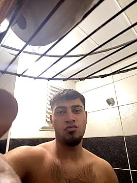 Snapshot of astoperaa chatting on October 2025 06:16:01 PM astoperaa online show from October 2025 06:16:01 PM