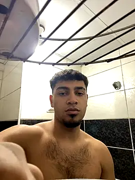 Snapshot of astoperaa chatting on October 2025 05:57:02 PM astoperaa online show from October 2025 05:57:02 PM