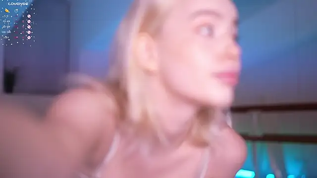 Snapshot of mother__of__dragons chatting on September 2025 09:31:02 PM mother of dragons online show from September 2025 09:31:02 PM