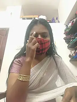 Snapshot of Tamil_Yalini12 chatting on July 2026 02:17:02 AM Tamil Yalini12 online show from July 2026 02:17:02 AM