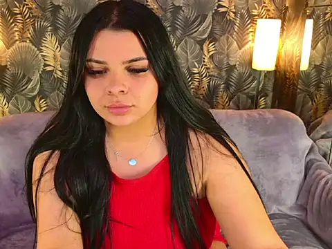 Snapshot of ThiccMady chatting on November 2025 08:01:01 PM ThiccMady online show from November 2025 08:01:01 PM