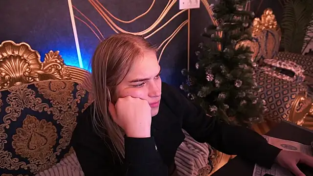 AlinaLiii online show from January 2026 07:23:01 AM