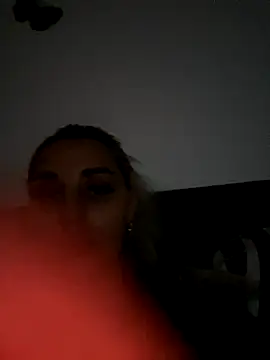 Snapshot of Giullyaxx chatting on October 2025 02:47:01 PM Giullyaxx online show from October 2025 02:47:01 PM