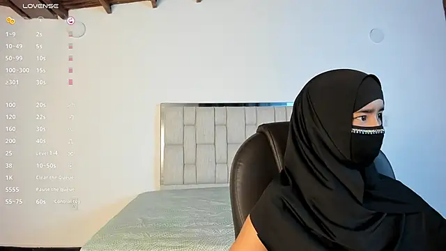 Snapshot of kalila_latif chatting on September 2025 03:00:02 AM kalila latif online show from September 2025 03:00:02 AM