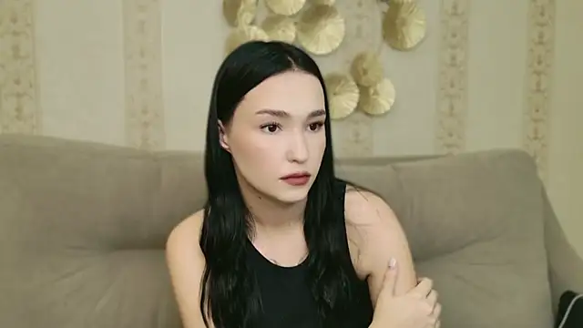 Amanda Choi online show from October 2025 05:37:01 AM