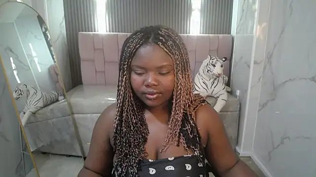 Snapshot of Soffia_b chatting on October 2025 03:25:03 AM Soffia b online show from October 2025 03:25:03 AM