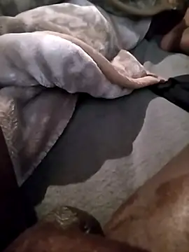 Blackveins32 online show from October 2025 06:14:02 AM