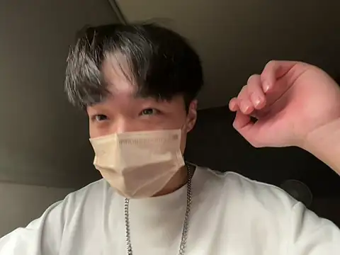 Yo155 online show from October 2025 03:35:02 PM