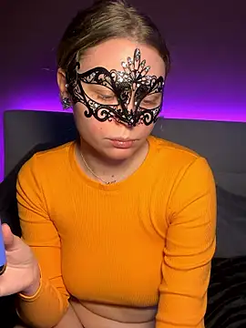 Cherrycolada online show from January 2026 01:06:02 PM