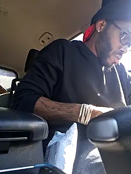 Snapshot of 214KingLonggg chatting on February 2026 06:03:01 PM 214KingLonggg online show from February 2026 06:03:01 PM