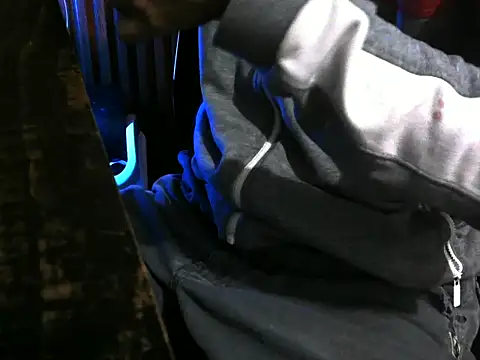 VikernesCam online show from February 2026 12:15:01 AM