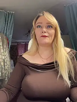 Sweet-blonde online show from February 2026 02:05:02 PM