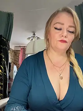 Sweet-blonde online show from April 2026 11:22:02 AM