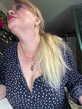Sweet-blonde online show from July 2026 08:58:01 PM