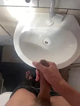 ooMiguel17CM online show from March 2026 06:13:01 PM