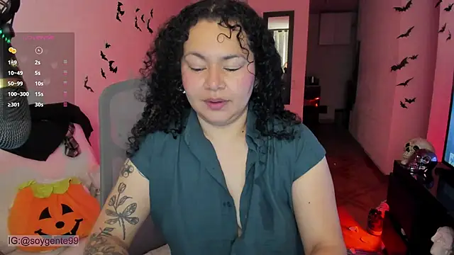 Chubby Licius online show from November 2025 01:51:02 AM