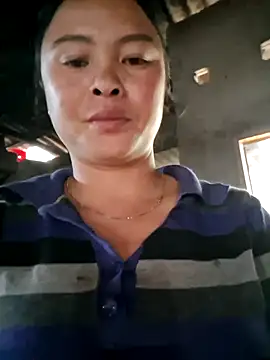 xuxulovezz online show from November 2025 05:28:02 AM