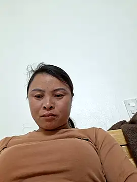 xuxulovezz online show from November 2025 12:52:01 PM