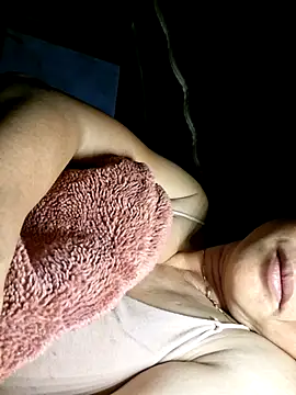 xuxulovezz online show from March 2026 01:58:02 PM