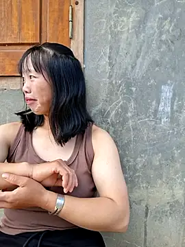 helenzz online show from September 2025 01:42:02 AM