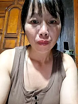 helenzz online show from October 2025 12:39:02 PM