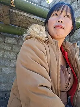 helenzz online show from November 2025 05:43:01 AM