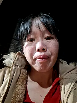 helenzz online show from November 2025 10:46:01 PM