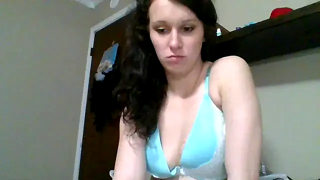 Snapshot of brunettebabexo3 chatting on February 2026 11:01:01 PM brunettebabexo3 online show from February 2026 11:01:01 PM