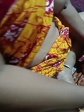 Snapshot of reya743 chatting on November 2025 11:59:01 PM reya743 online show from November 2025 11:59:01 PM