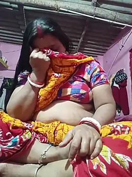 Snapshot of reya743 chatting on November 2025 04:29:02 PM reya743 online show from November 2025 04:29:02 PM