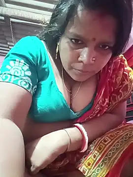 Snapshot of reya743 chatting on November 2025 11:16:01 PM reya743 online show from November 2025 11:16:01 PM