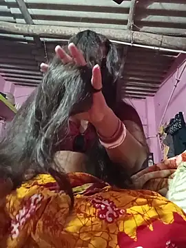 Snapshot of reya743 chatting on December 2025 12:05:02 AM reya743 online show from December 2025 12:05:02 AM