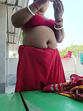 Snapshot of reya743 chatting on February 2026 07:23:01 AM reya743 online show from February 2026 07:23:01 AM