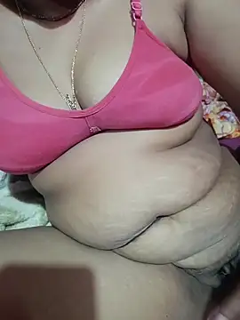 Snapshot of reya743 chatting on February 2026 09:54:02 PM reya743 online show from February 2026 09:54:02 PM