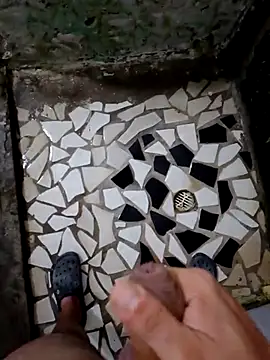 Snapshot of SALCEDO_041198 chatting on November 2025 01:33:02 AM SALCEDO 041198 online show from November 2025 01:33:02 AM